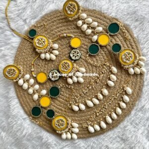 Yellow & Green Shell Jewelry Set