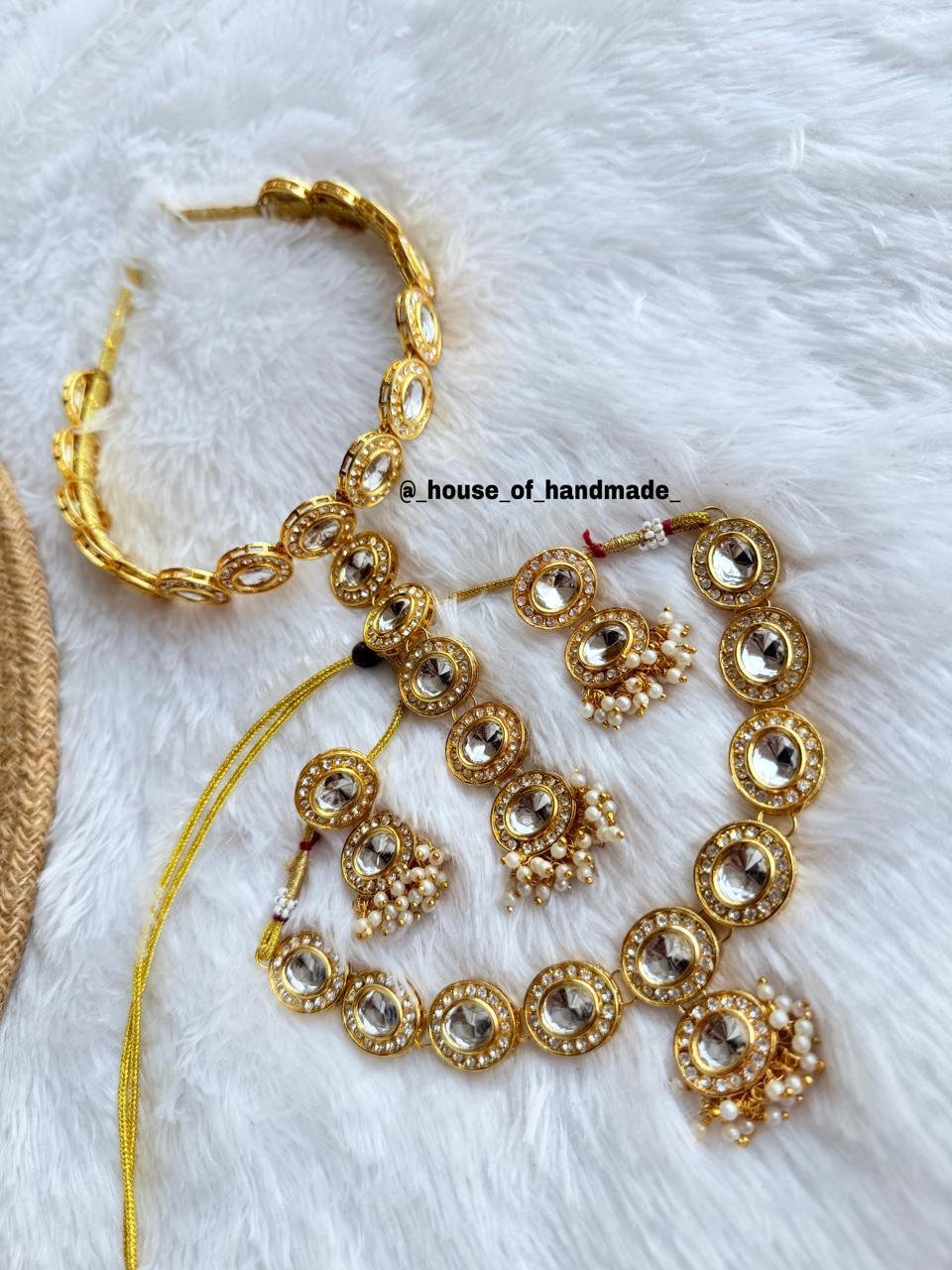 13 Handmade Circular Kundan Jewelry Set with Pearls Handmade Circular Kundan Jewelry Set with Pearls