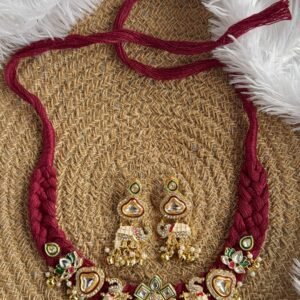 586CE899 E833 4082 9D93 CF0AA5E37C78 Home Maroon n green combination choker with earring